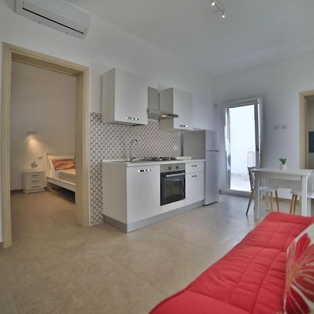 Giaro' Apartments ปอร์โตเชซาเรโอ ภายนอก รูปภาพ