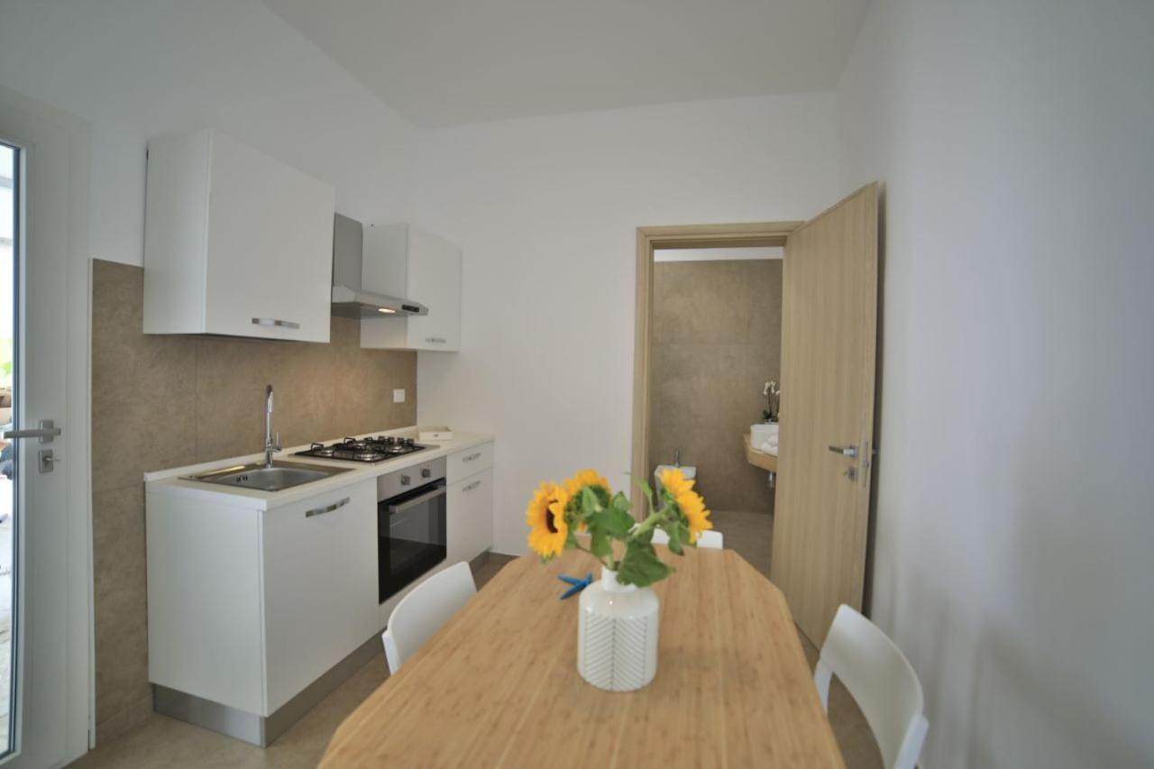 Giaro' Apartments ปอร์โตเชซาเรโอ ภายนอก รูปภาพ