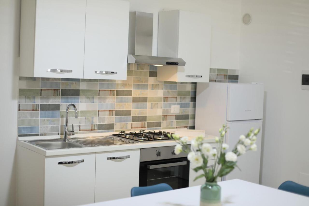 Giaro' Apartments ปอร์โตเชซาเรโอ ภายนอก รูปภาพ