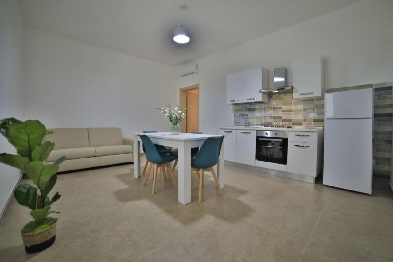 Giaro' Apartments ปอร์โตเชซาเรโอ ภายนอก รูปภาพ
