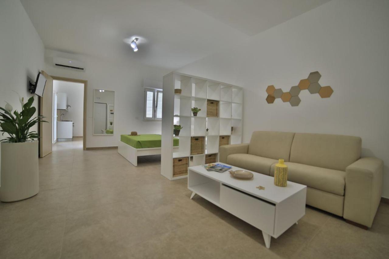 Giaro' Apartments ปอร์โตเชซาเรโอ ภายนอก รูปภาพ